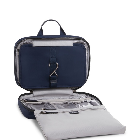 NEW! TUMI Voyageur Madeline Cosmetic Bag Toiletry Travel Bag Indigo - Picture 4 of 9